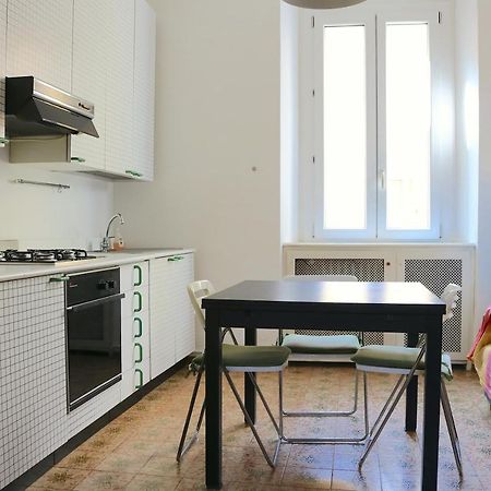 S. Ambrogio Cozy Apartment Милано Екстериор снимка