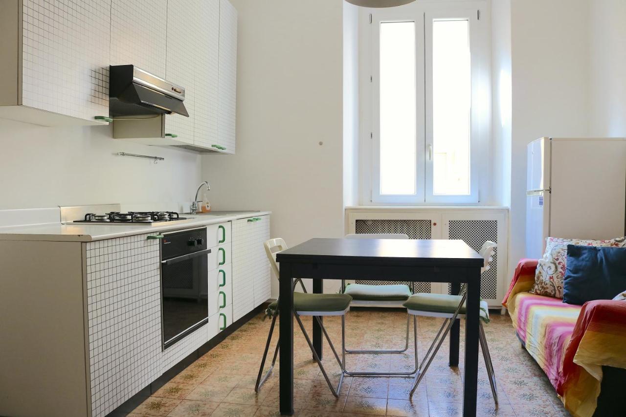 S. Ambrogio Cozy Apartment Милано Екстериор снимка