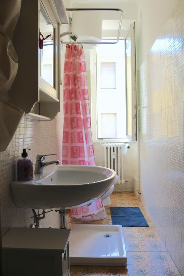 S. Ambrogio Cozy Apartment Милано Екстериор снимка